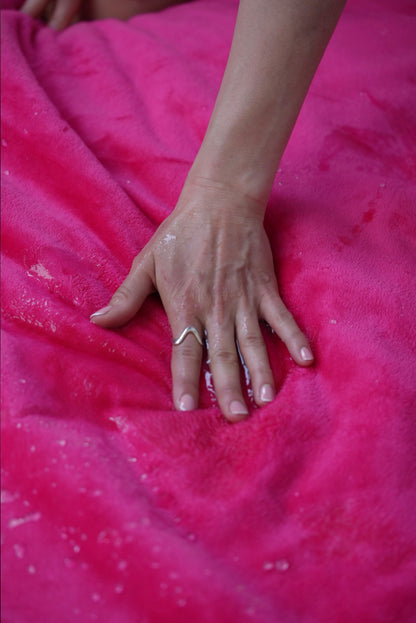 Waterproof Goddess Blanket™ - Hot Pink