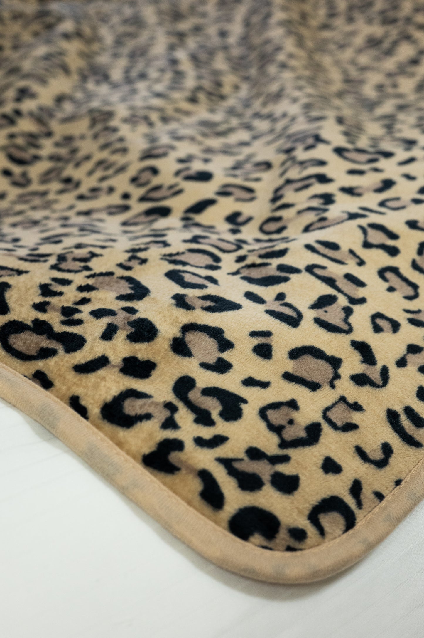 Waterproof Goddess Blanket™ - Wild Leopard