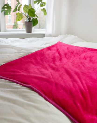 Waterproof Goddess Blanket™ - Hot Pink